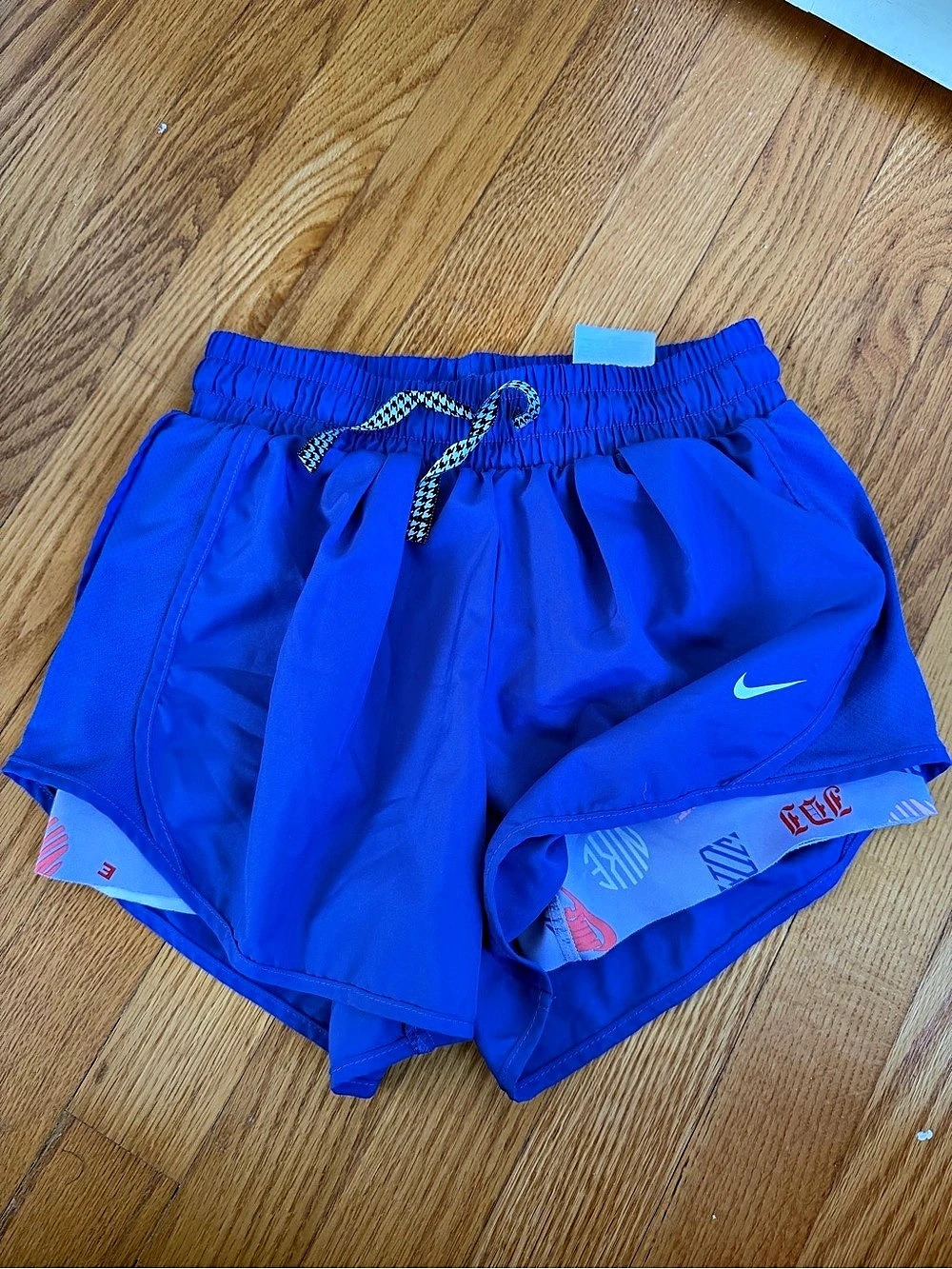 Nike Dri-FIT athletic shorts Blue/purple girls medium